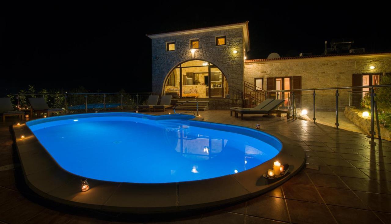 Villa Kourouni Stalos Exterior photo