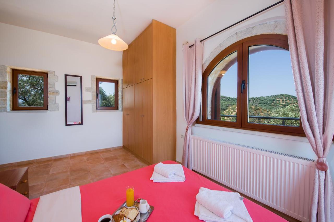 Villa Kourouni Stalos Exterior photo
